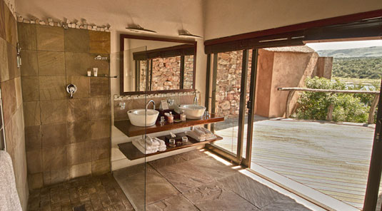 Water Lodge - Pumba Private Game Reserve