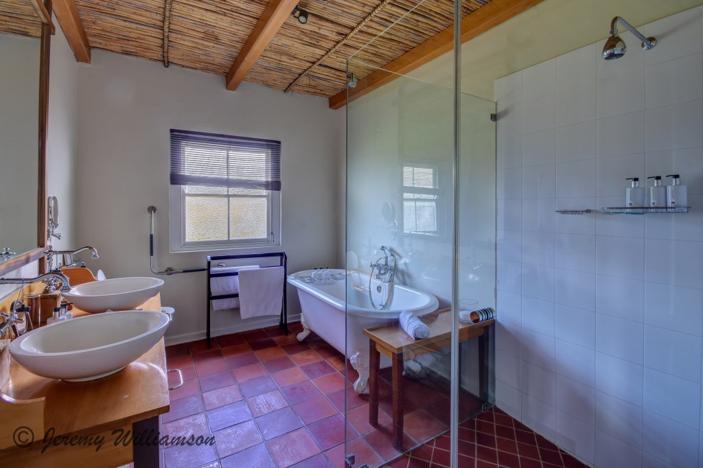 Karoo Lodge - Samara Private Game Reserve