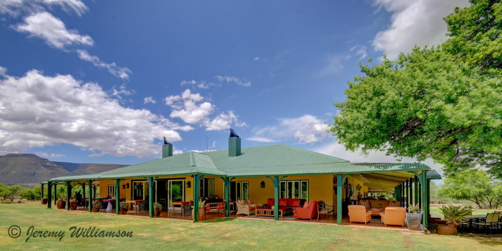 Karoo Lodge - Samara Private Game Reserve