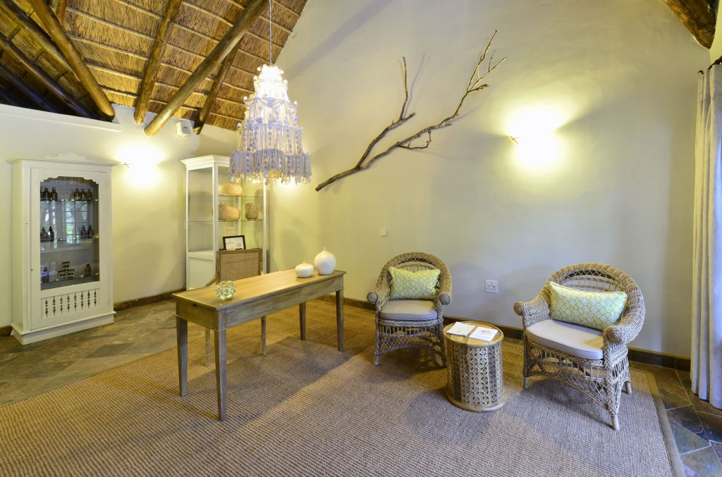 Lobengula Lodge - Shamwari Game Reserve - Greater Addo Reservations